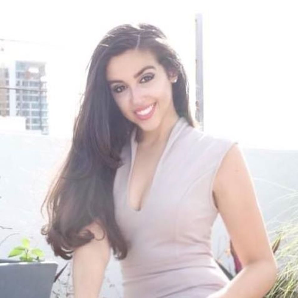 Meet your Posher, Rebecca